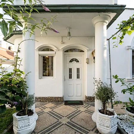French House-2